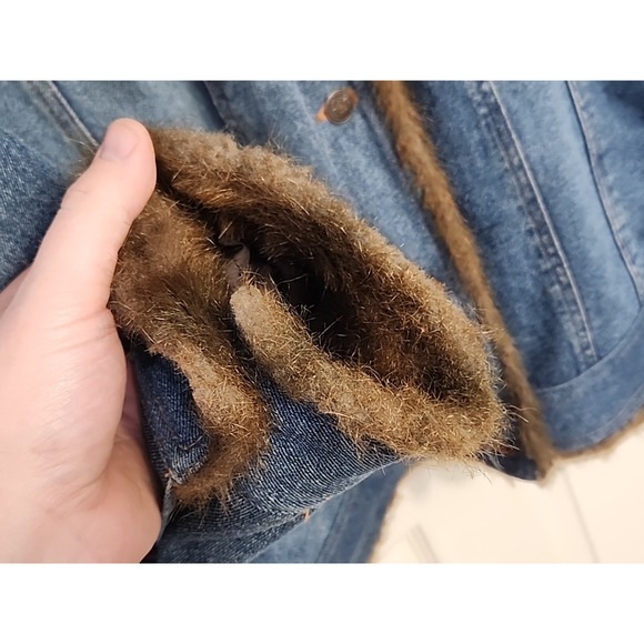 Denim Jacket with Faux Fur Trim - Picture 7 of 10